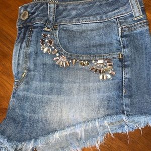 Super cute AE shorts, size 8!